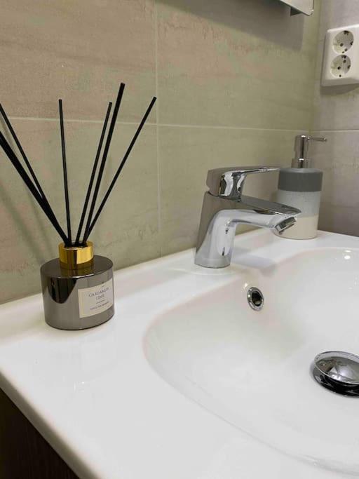 Moderne Leilighet Midt I Sentrum Av Фредрикщат Екстериор снимка